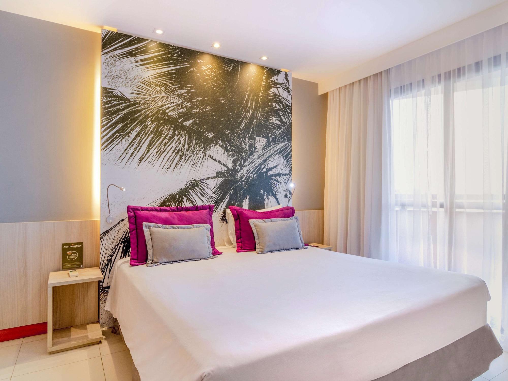 Mercure Salvador Boulevard Hotel Exterior foto